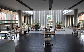Hotel Holiday Inn Express & Suites Medellin By Ihg